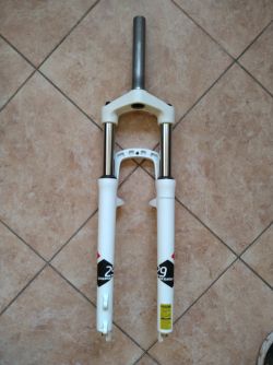 Odpružená vidice 29" Suntour