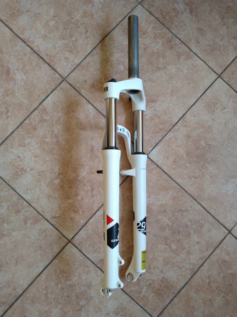 Odpružená vidice 29" Suntour