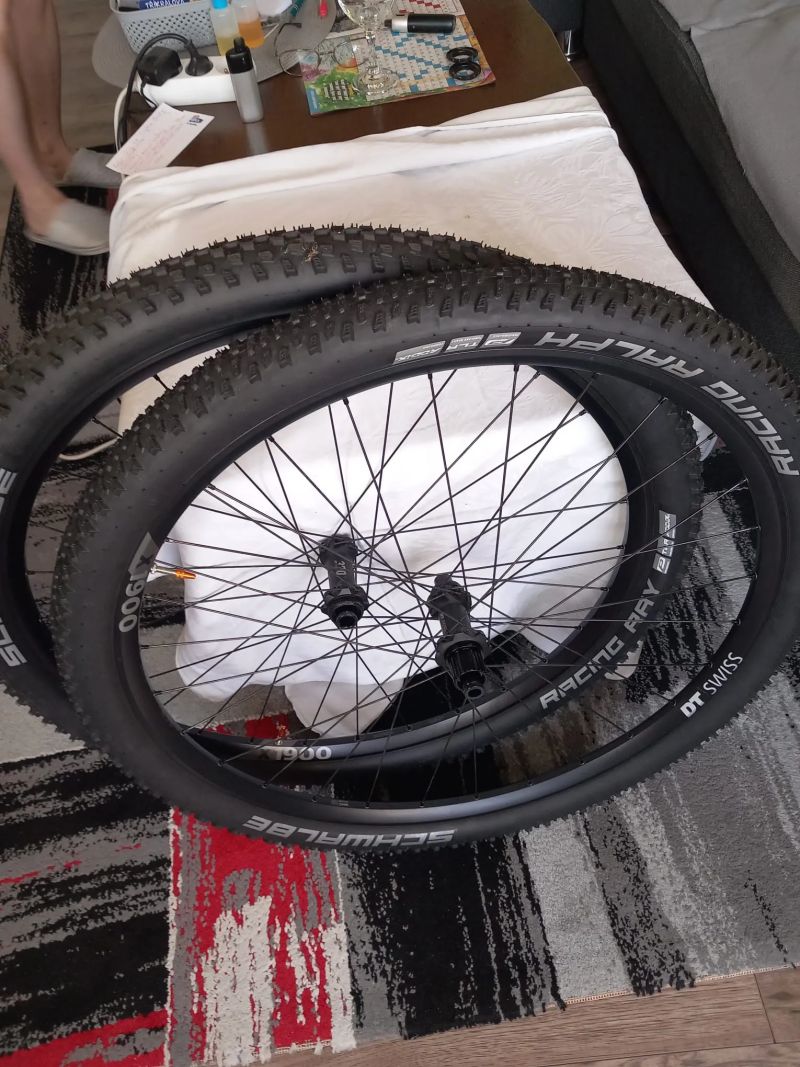 SADA DT SWISS X 1900 – 25