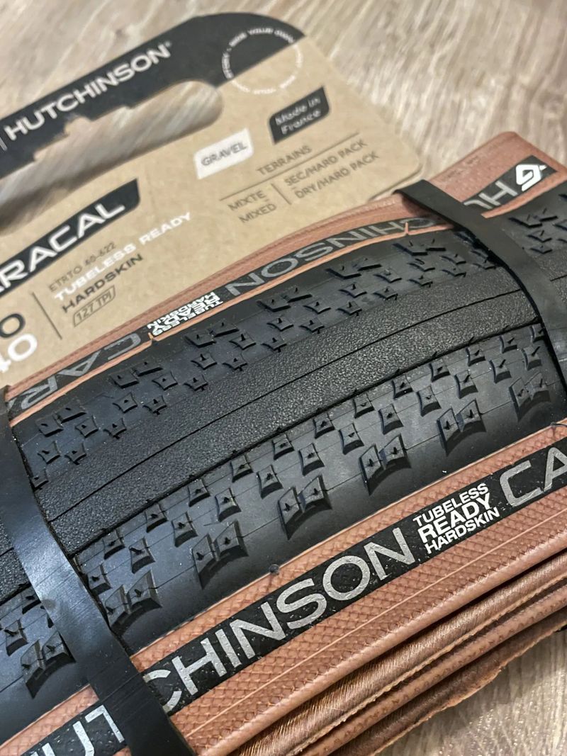 Hutchinson Caracal 722x40