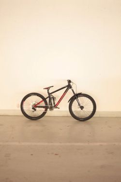 Ghost Riot DH, vel. S