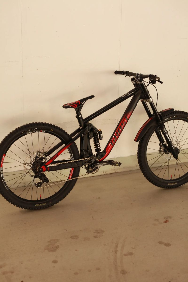 Ghost Riot DH, vel. S