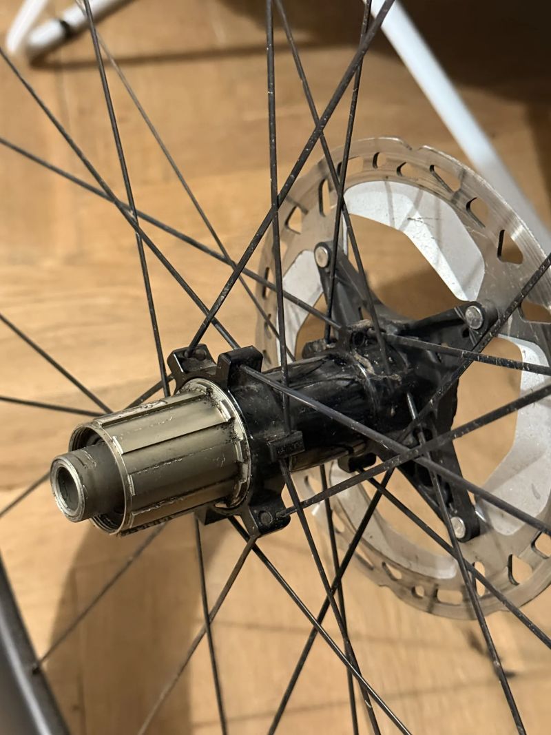 Zapletená kola LOOK R38D Carbon - ořech Shimano