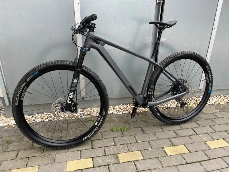 Horské kolo Radon Carbon Superlite, vel. M / váha 9,8 kg