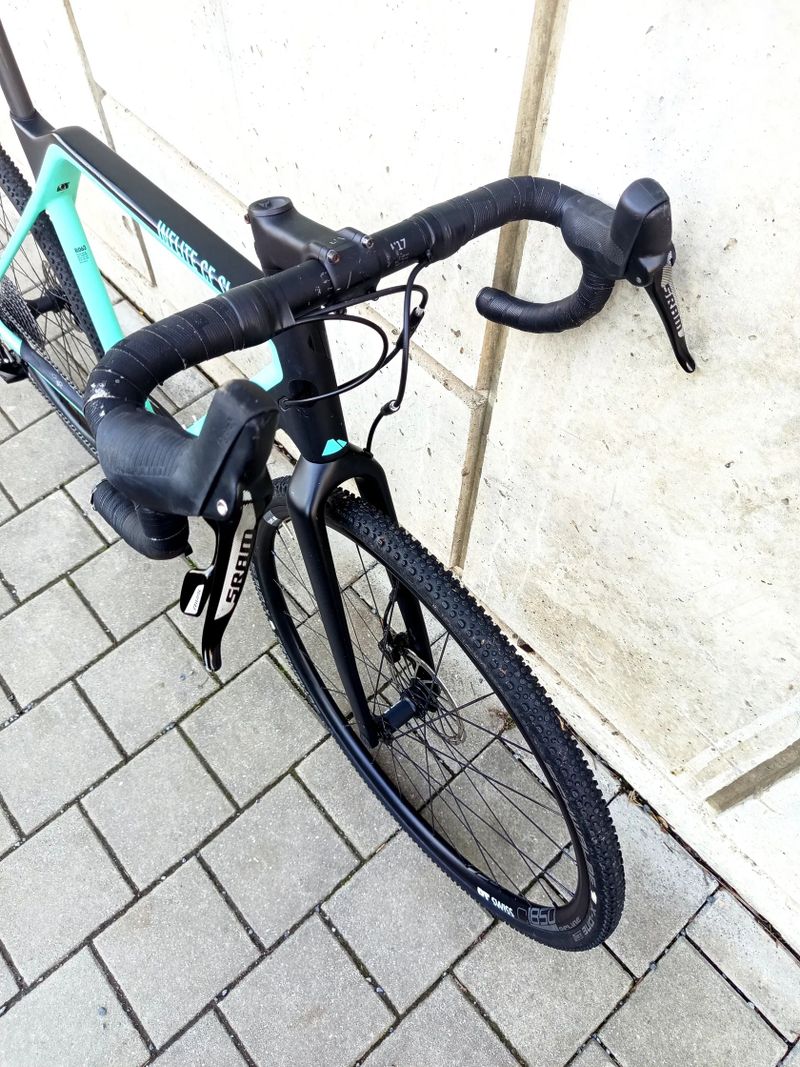 Karbonové gravel / cyklokros kolo Canyon CF SL 6.0