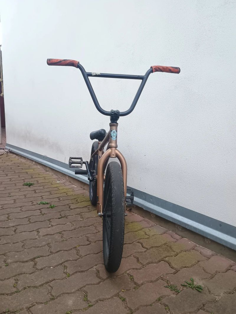 Mongoose Legion series L100 BMX__ sleva jistá