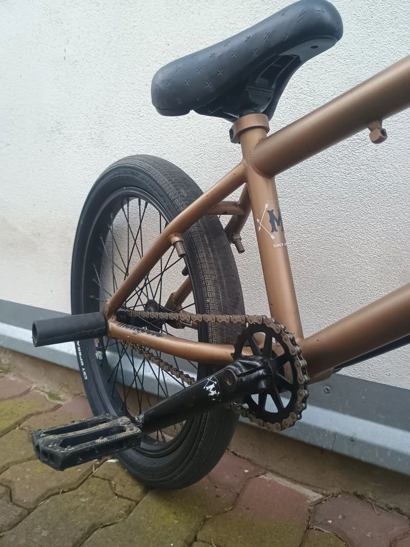 Mongoose Legion series L100 BMX__ sleva jistá