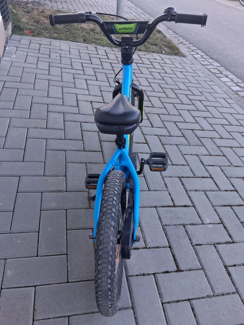 Specialized Hotrock 16