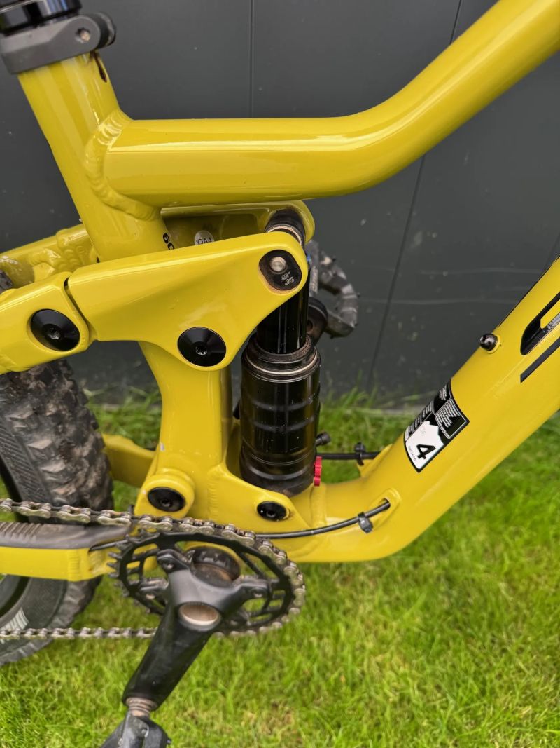 Scott Ransom 600, 26" kola, 1. majitel, málo jeté, koupeno 13.8. 2024 