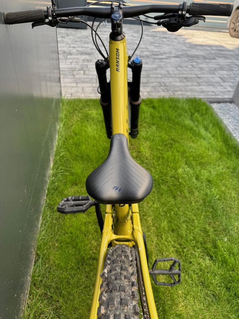 Scott Ransom 600, 26" kola, 1. majitel, málo jeté, koupeno 13.8. 2024 