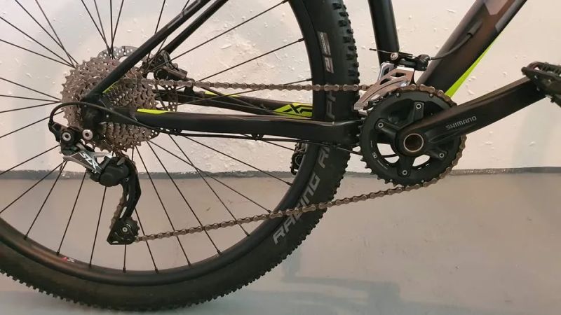 Superior XP 909 2019 Matte black /neon yellow