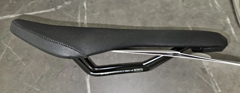 Cyklistické sedlo (Decathlon, 8642101), nové