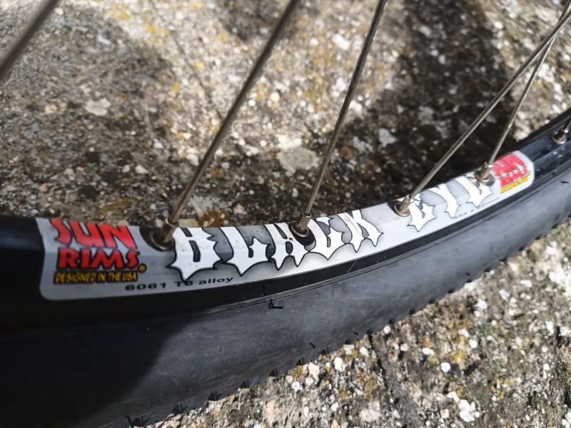 Kona Caldera 26" kola