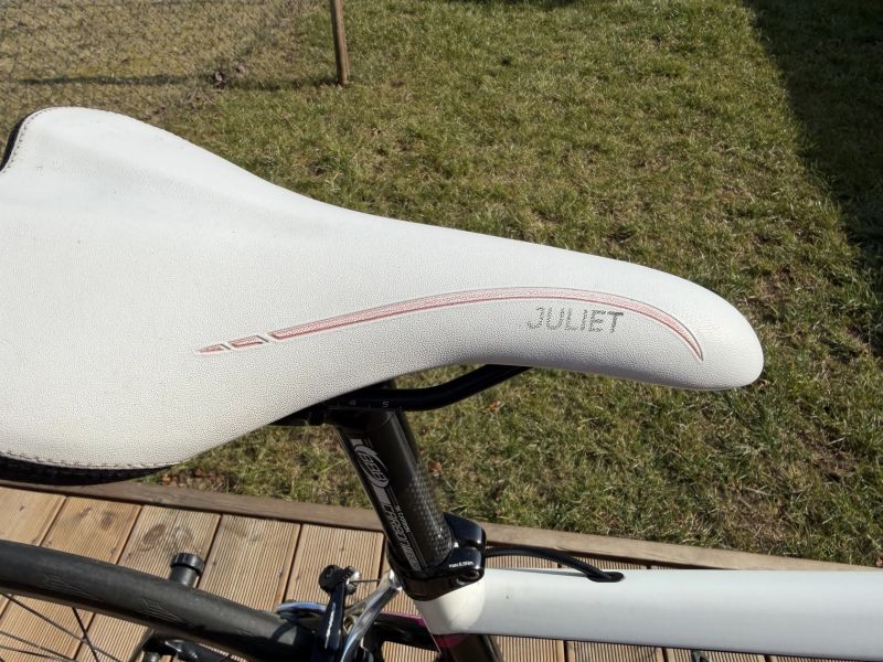 Silniční kolo Merida Ride 91 Juliet vel. S – karbonová sedlovka, neřezaný komín vidlice