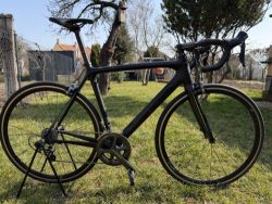 Bianchi Sempre Pro Carbon (2014) – Ultegra 11s / monokok karbonová řídítka PRO / kola Miche Altur