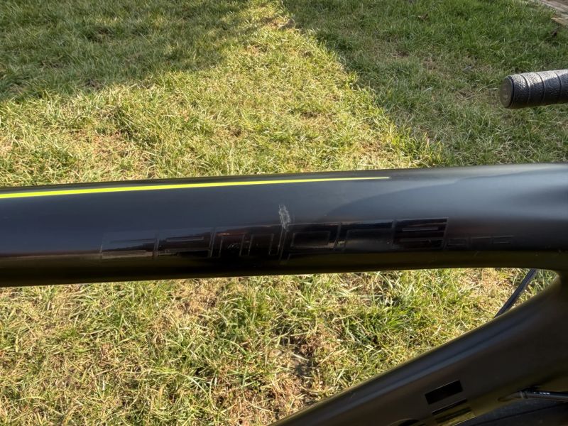 Bianchi Sempre Pro Carbon (2014) – Ultegra 11s / monokok karbonová řídítka PRO / kola Miche Altur