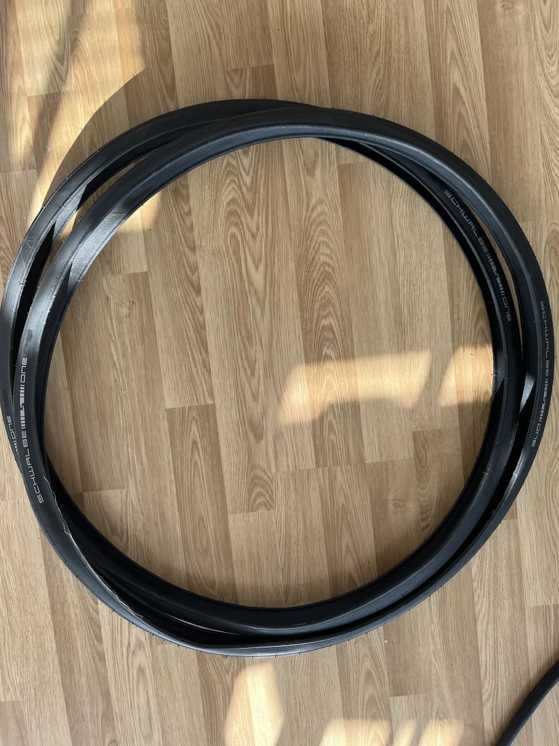 Silniční pláště Schwalbe One + duše