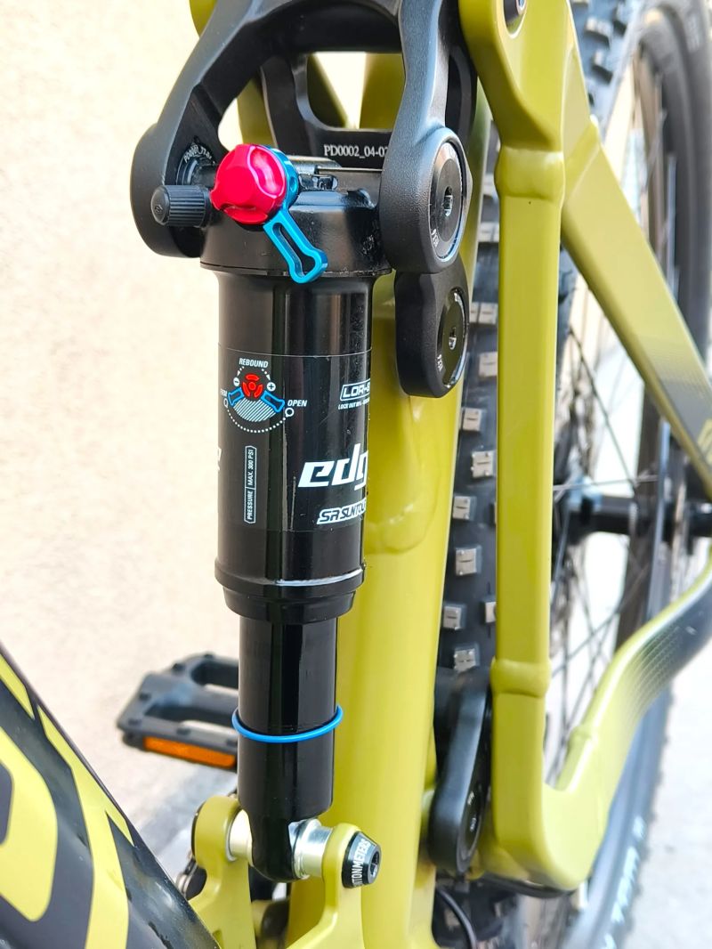 GHOST RIOT Trail vel. M 29", zdvihy 140/140 mm, Shimano XT