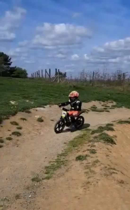 E-bike Leramotors by APOLLO RFZ Sedna 16