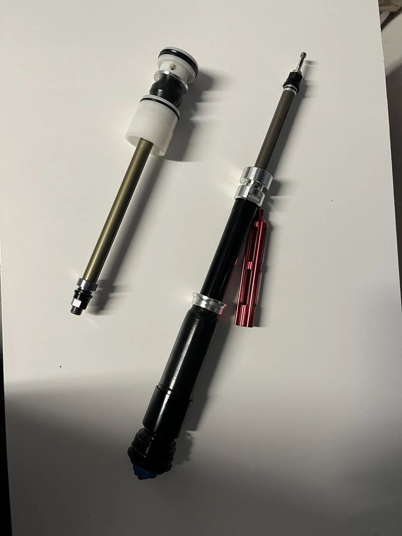 olejová patrona FOX 32-zavíraní na korunce + vzduchová patrona 100mm