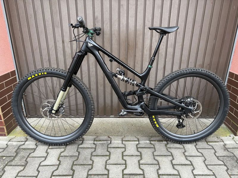 YT Industries Capra CUSTOM (29'', M)