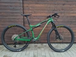 NOVÉ celoodpružené kolo Lapierre XR 5.9 s karbonovým rámem / odpružení FOX / řazení 1x12speed Nové