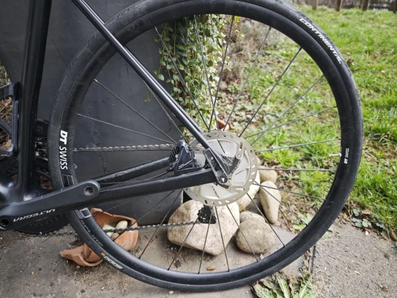 Canyon Endurance CF SL Disc 8 Di2 Wattmetr 4iiii