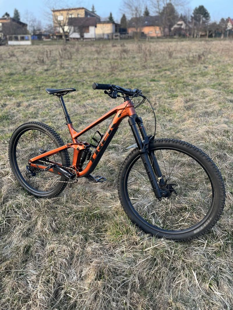 Trek Slash 8