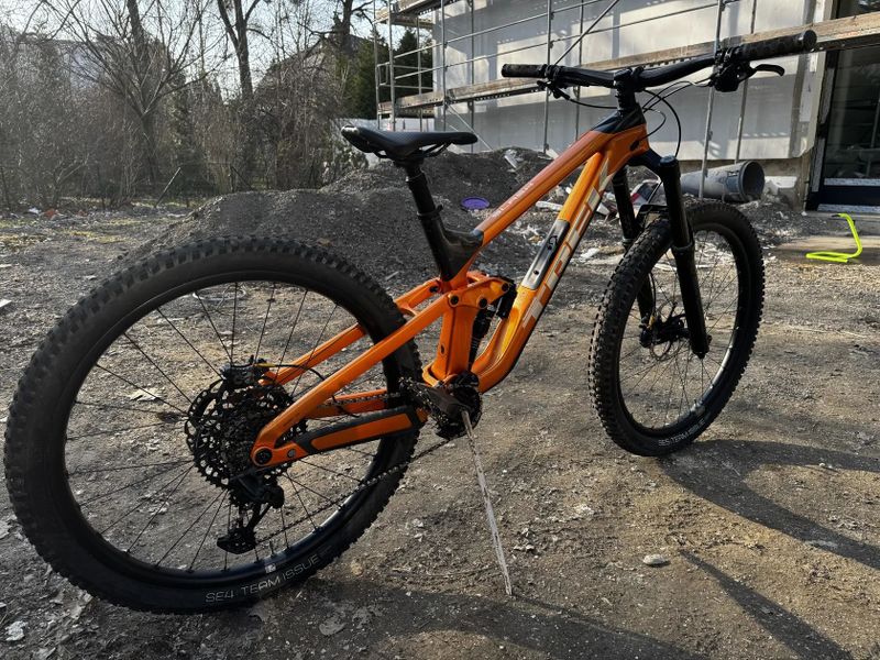 Trek Slash 9.8 M/L