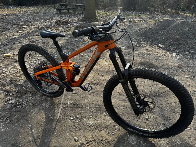 Trek Slash 9.8 M/L
