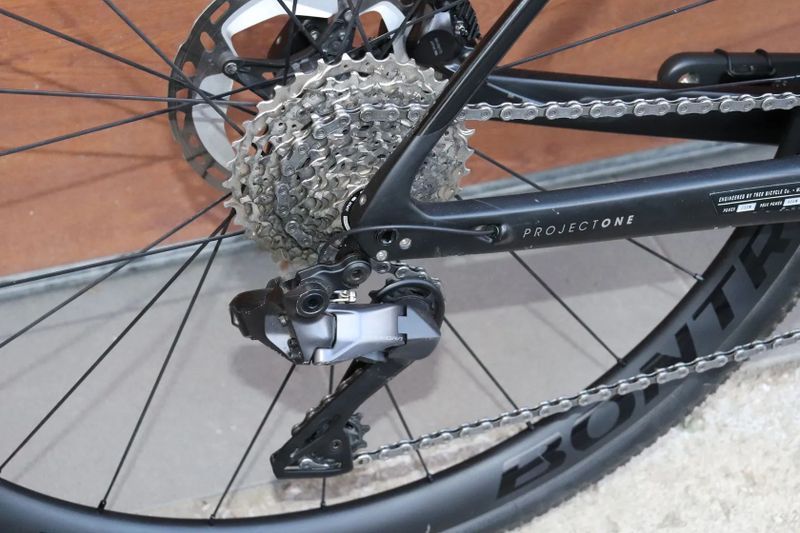 Silniční elektrokolo Trek Domane+ LT