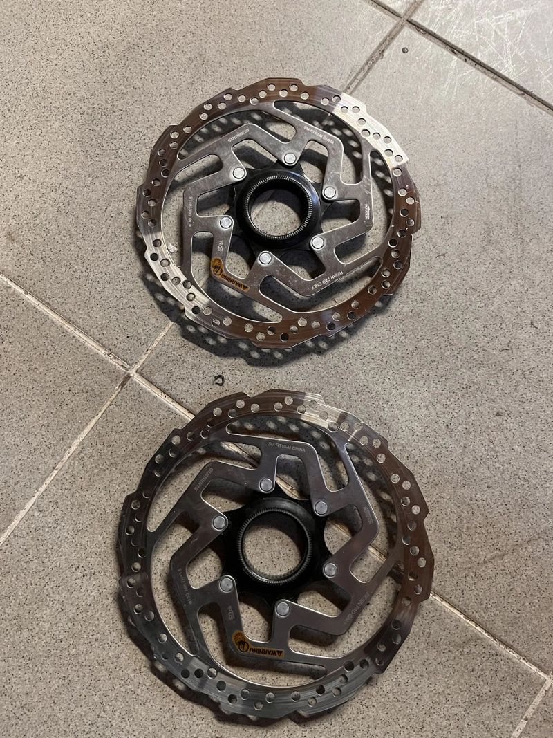 Shimano koutouče SM-RT10