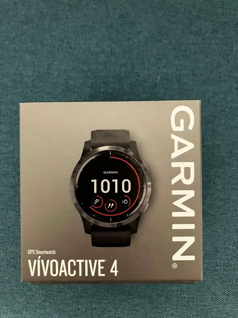 Garmin VIVOACTIVE 4 - Gray / Black Band