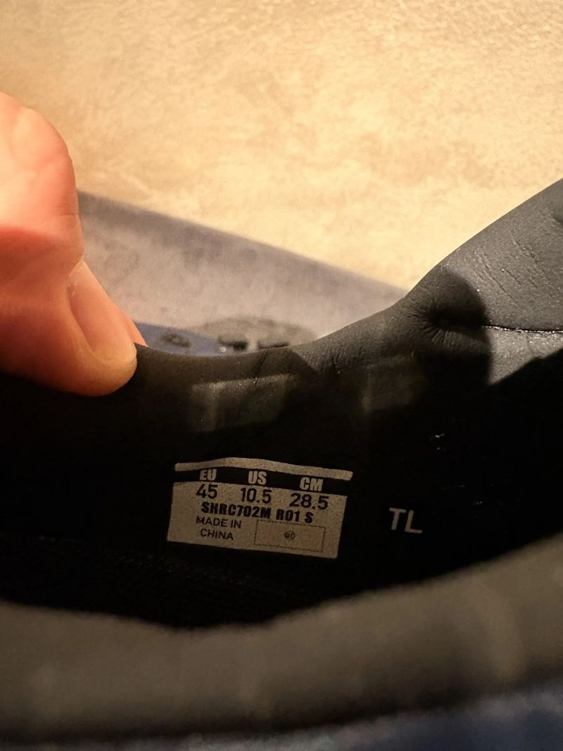 Tretry Shimano SH-RC702MR