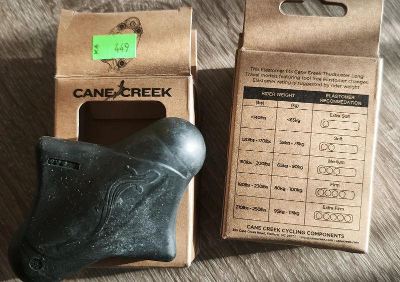 Elastomer do sedlovky Cane Creek Thudbuster G4 LT - měkký, na hmotnost 55 - 75 kg