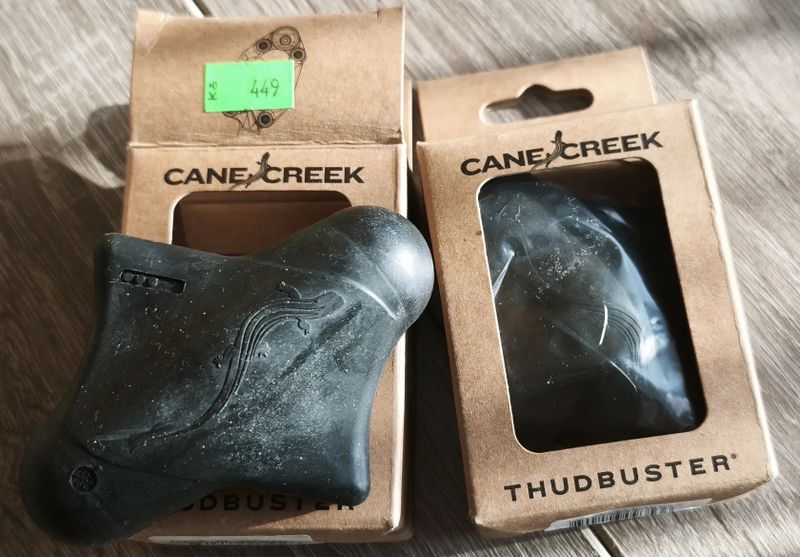 Elastomer do sedlovky Cane Creek Thudbuster G4 LT - měkký, na hmotnost 55 - 75 kg