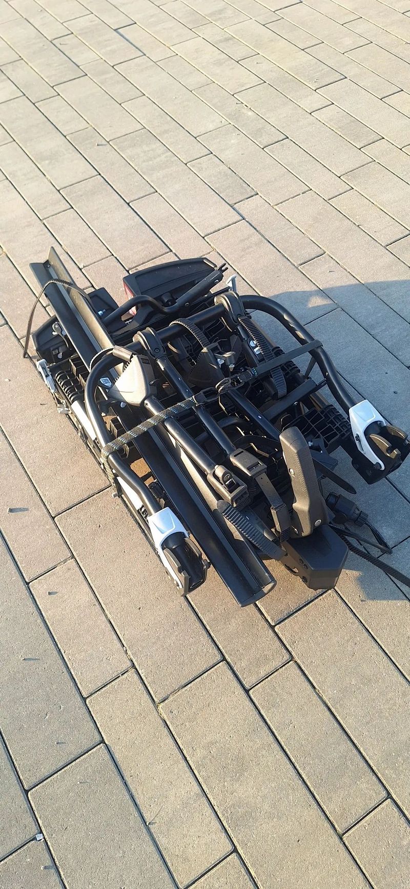 Nosič kol na tažné zařízení Atera Forza -