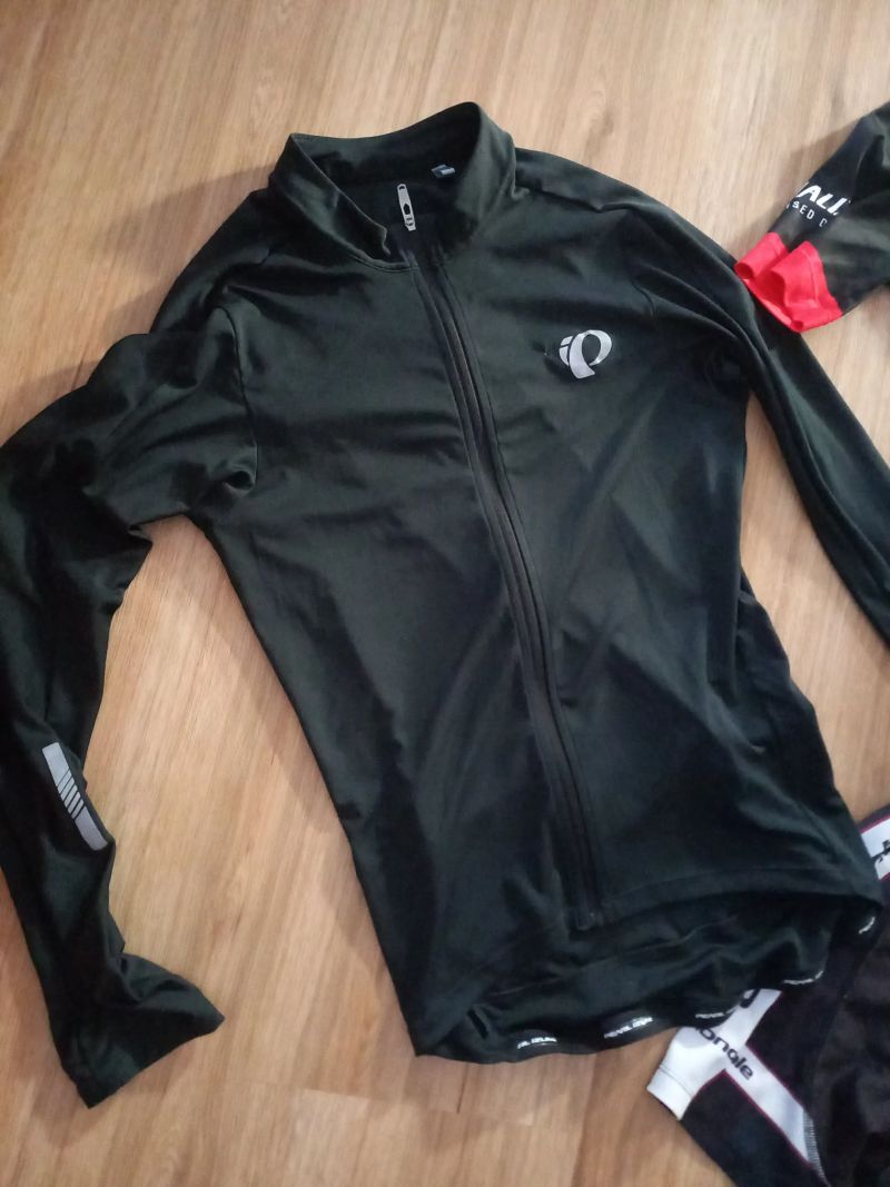 Dresy Pearl izumi, Cannondale, Specialized