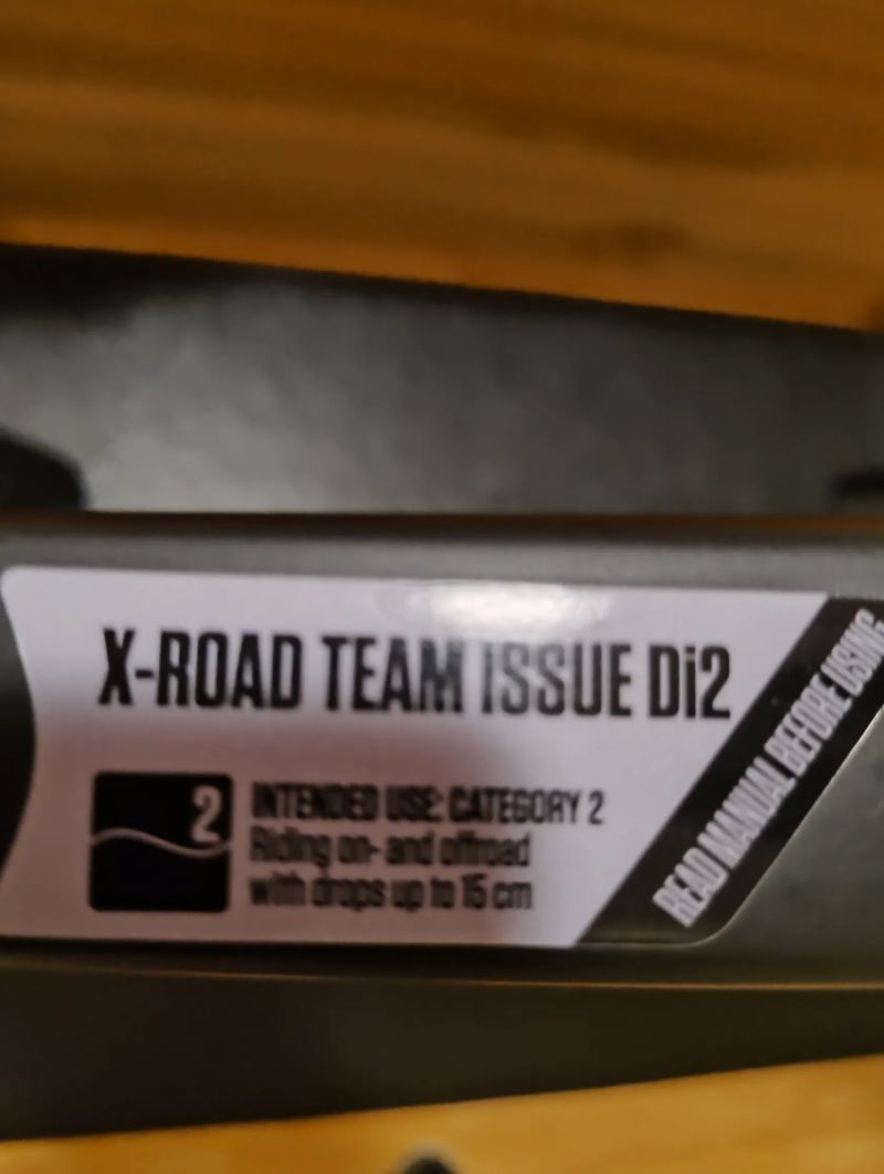 Superior X-road Team issue Di2
