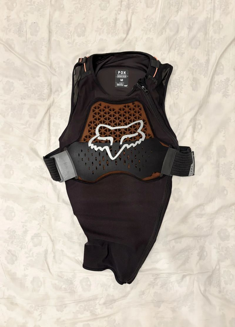 Chránič FOX Baseframe PRO D3O (vel. M)