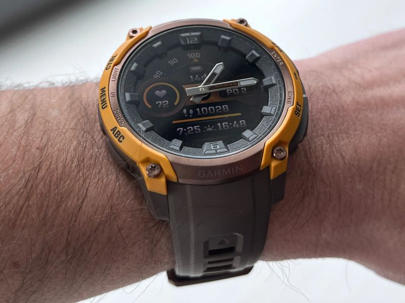 Hybridní hodinky Garmin Instinct Crossover AMOLED