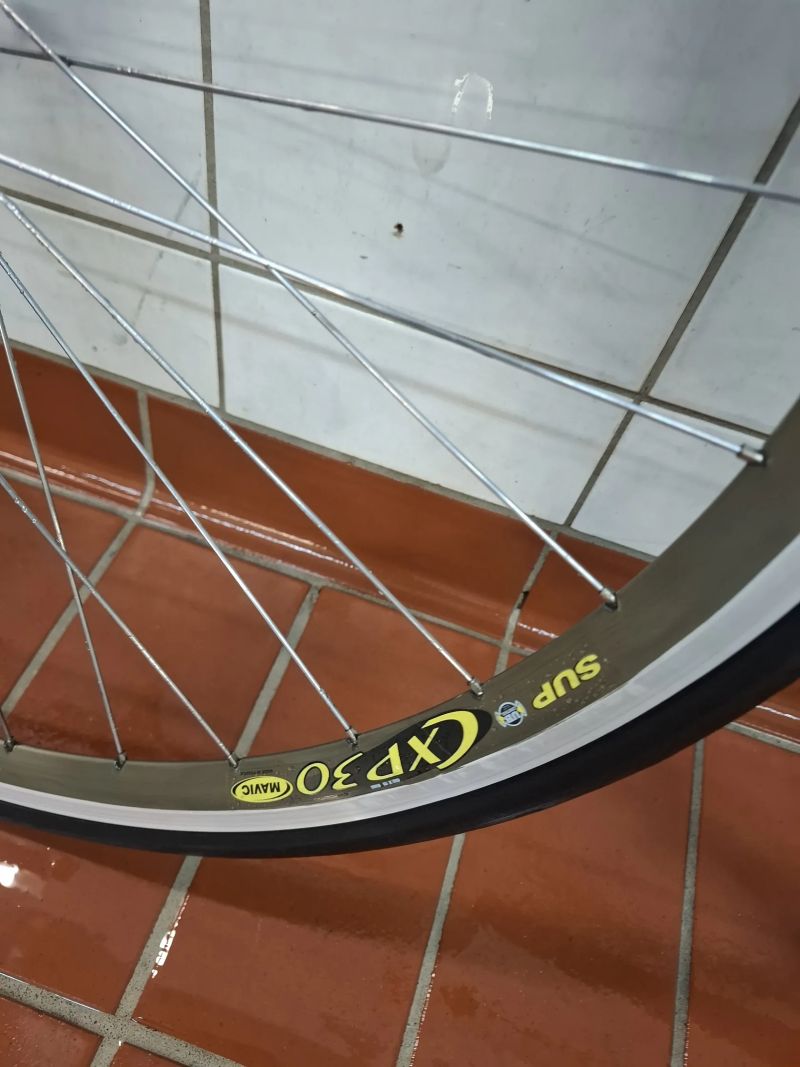 Campagnolo Daytona + kola