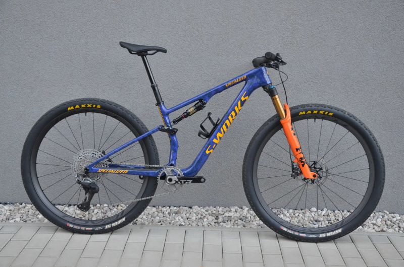 Specialized S-Works Epic 8, Shimano XTR Di2, FOX F34 SL,