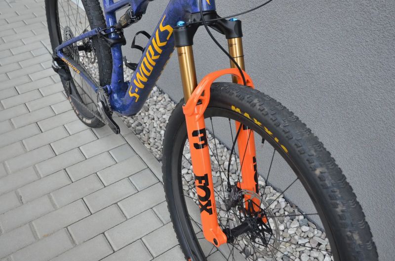 Specialized S-Works Epic 8, Shimano XTR Di2, FOX F34 SL,