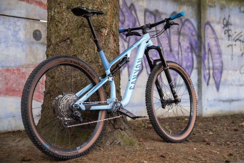 Canyon Neuron 6 2022