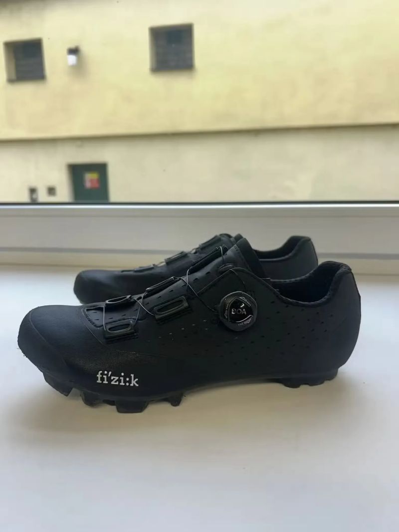 Tretry FIZIK Vento X3 Overcurve-black/black