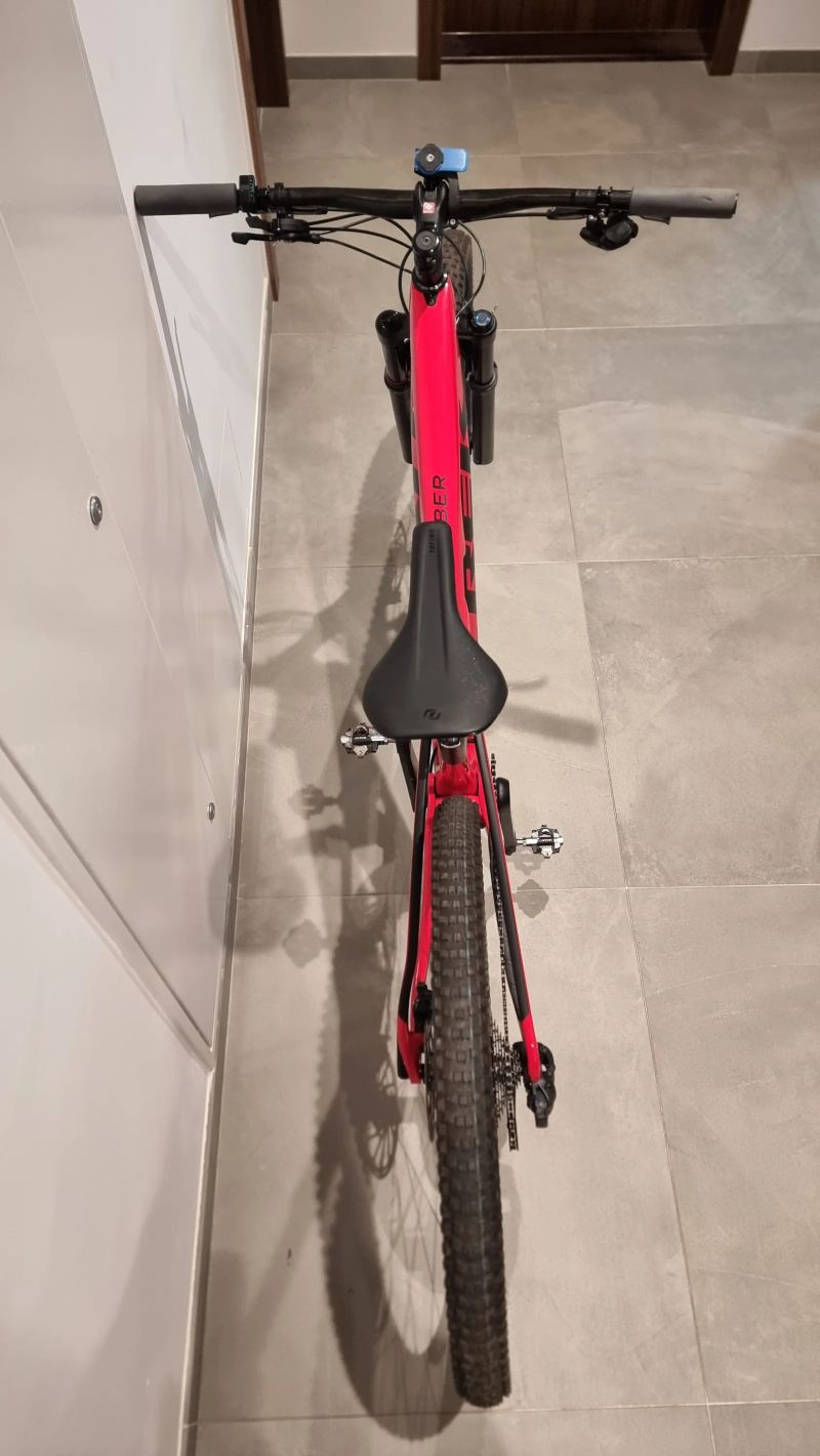 Prodám Trek E-Caliber 9.8 GX AXS L v perfektním stavu