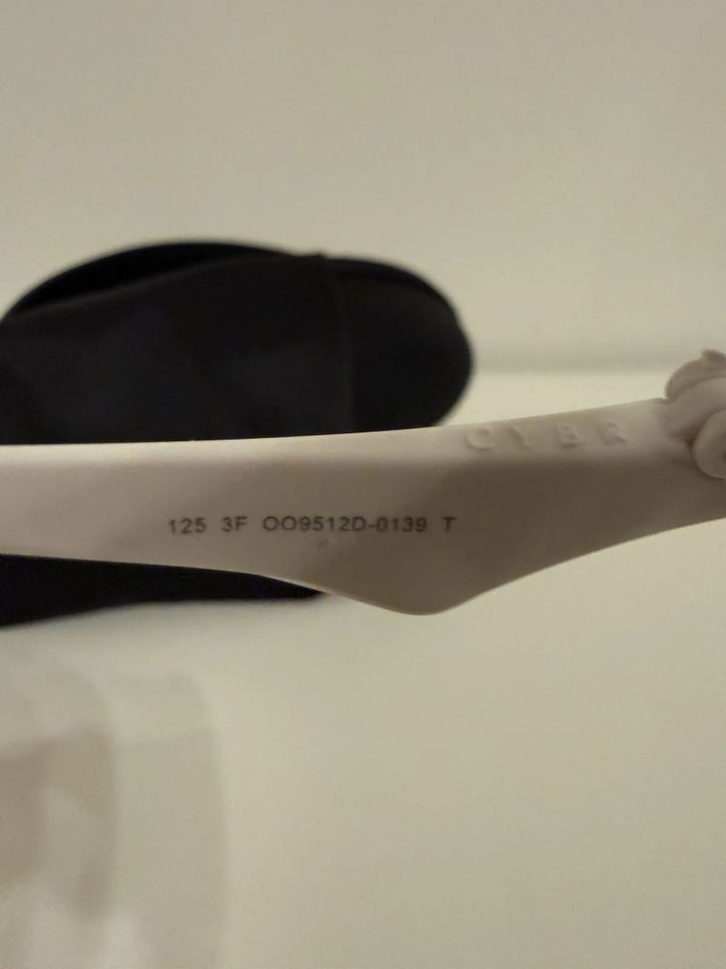 Oakley Cybr Zero Photochromic - 009512D-0139