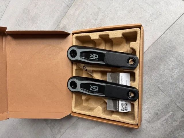 Kliky SRAM X0 ISIS 160 Black Self Extracting Bolt