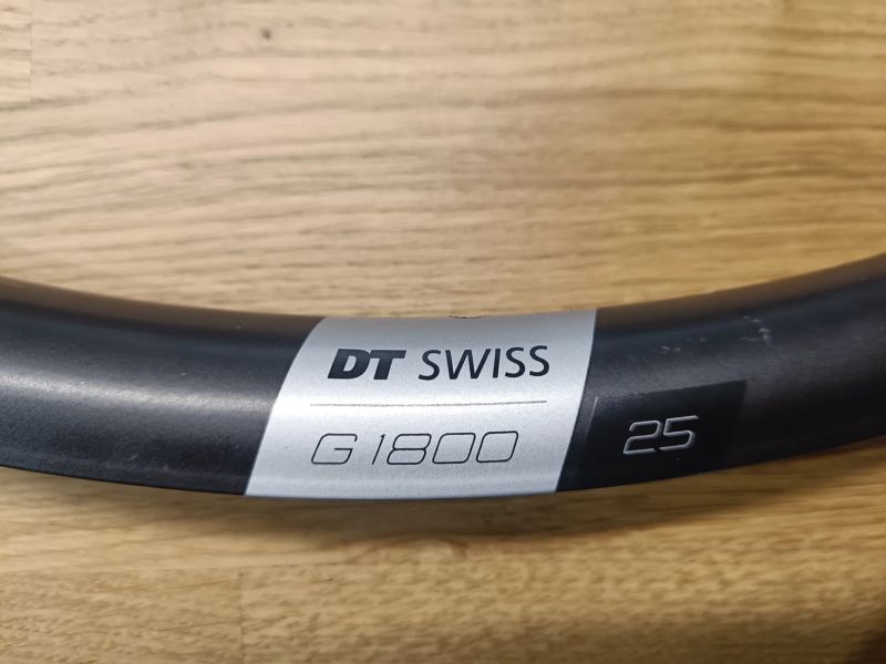 Gravel ráfek DT Swiss 700C